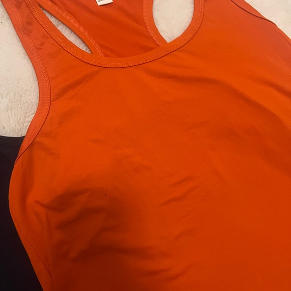 Three tank top bundle! - Picture 4 of 10